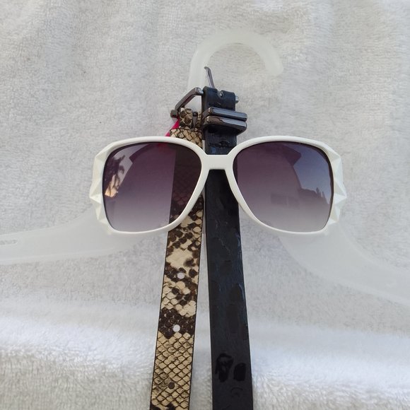 Bundle 2 belts & sunglass, brand new - your offer? SKU2001-belt/wh-gla main image 8